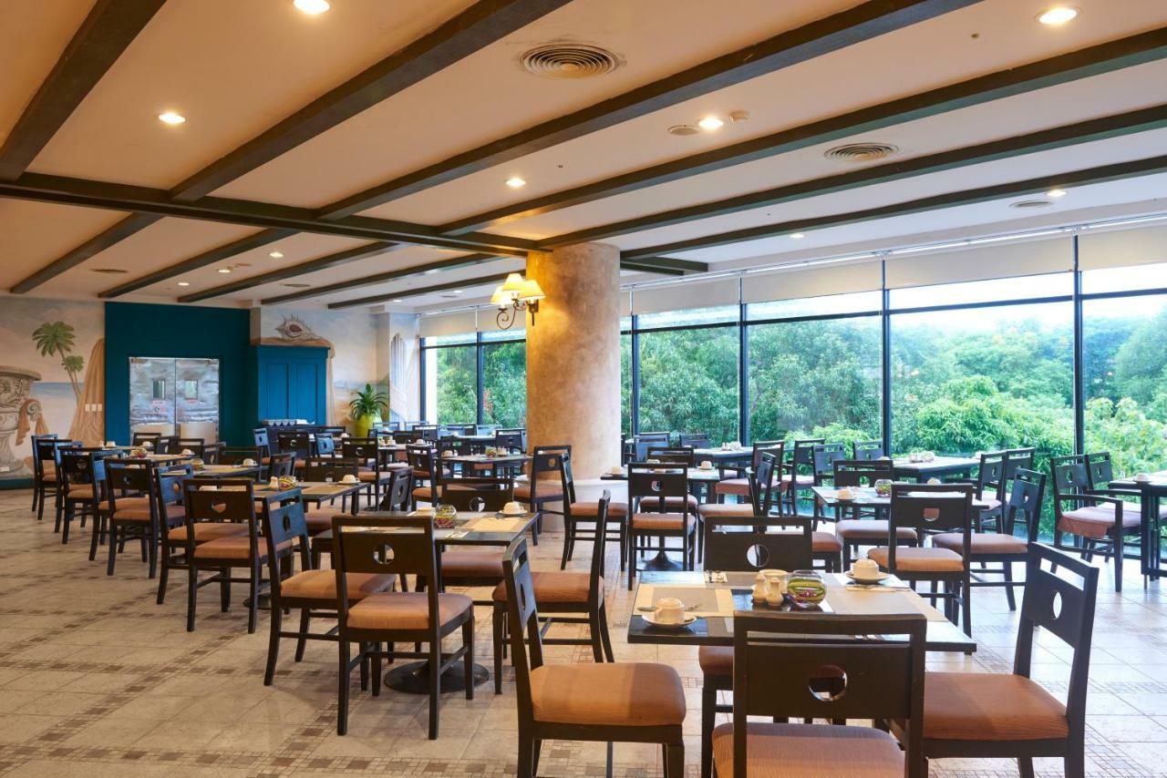Long Beach Garden Hotel & Pavilions Pattaya Exterior foto